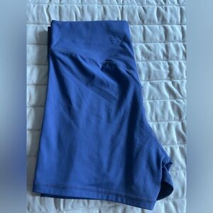 Vitality balance shorts